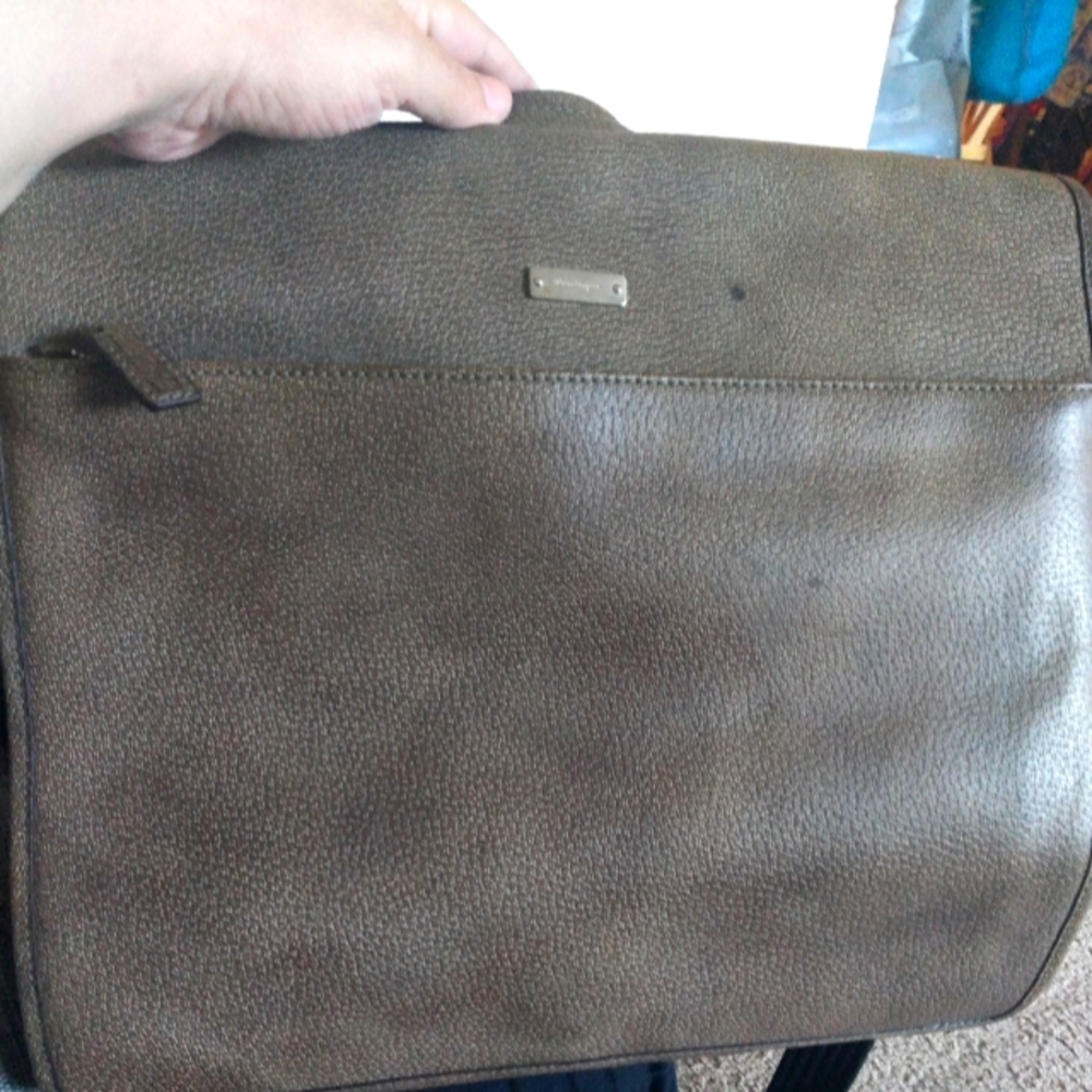 Salvador Ferragamo leather bag